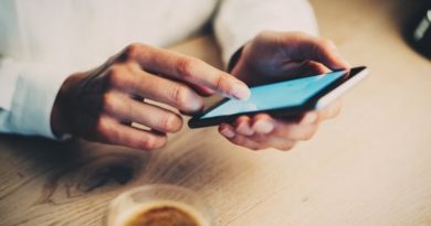 QUALCHE CONSIGLIO SULL’USO DEL TELEFONINO QUALCHE CONSIGLIO SULL’USO DEL TELEFONINO